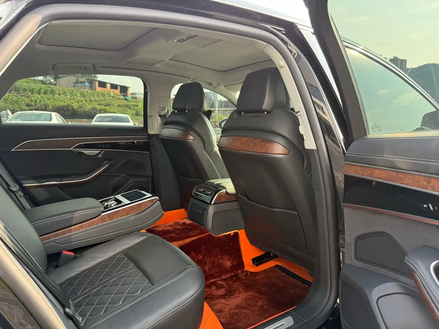 Audi A8 2023 A8L 50 TFSI quattro Premium фото 5