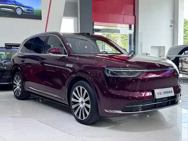 AITO Wenjie AITO M7 2026 Extended Range Max AWD 5-seater — фото 3