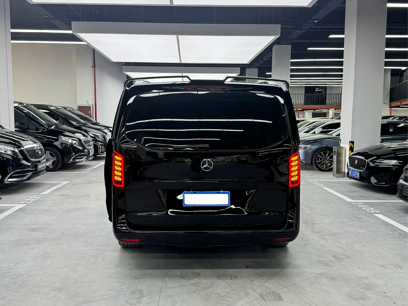 Mercedes-Benz Vito 2016 2.0T Elite Edition фото 19