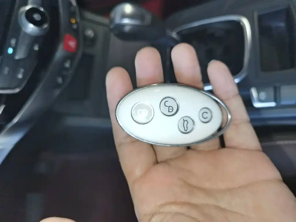 BYD S7 2017 2017 2.0T Automatic Luxury Model