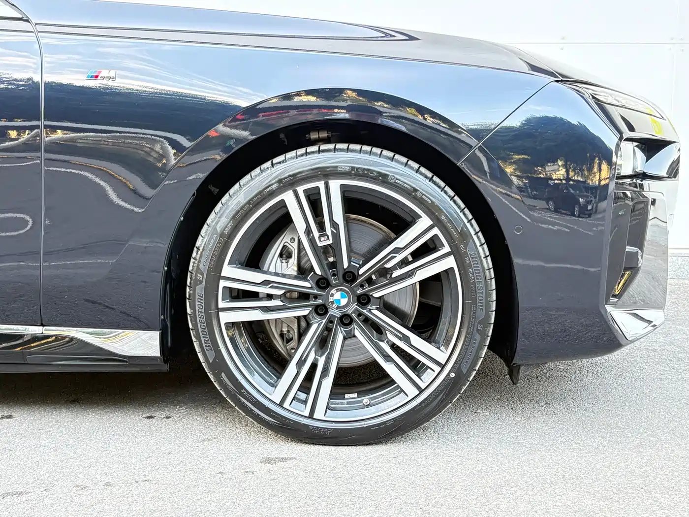BMW i7 2025 2023 eDrive50L Premium M Sport Package