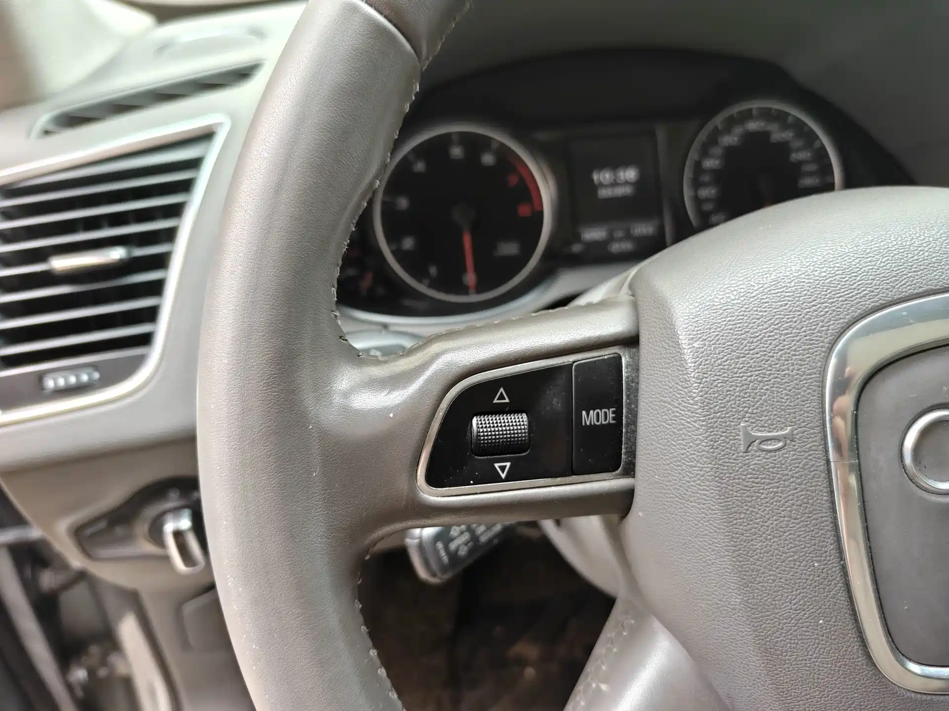 Photo 16 - Audi Q5 (Import)