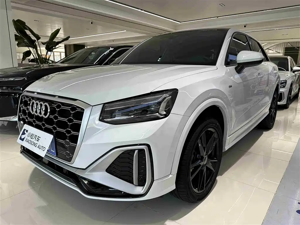 Audi Q2L 2022 35 TFSI Progressive Dynamic