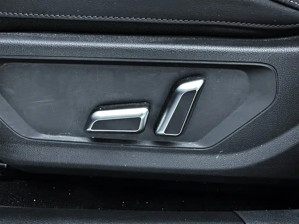 HAVAL RED RABBIT