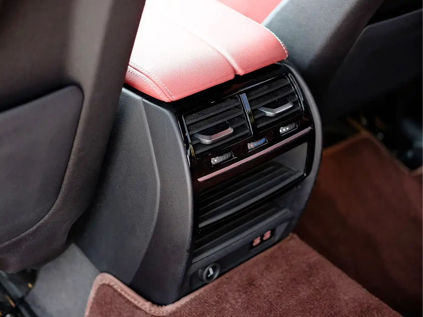 BMW 5 Series 2021 530Li Leading M Sport Package фото 9