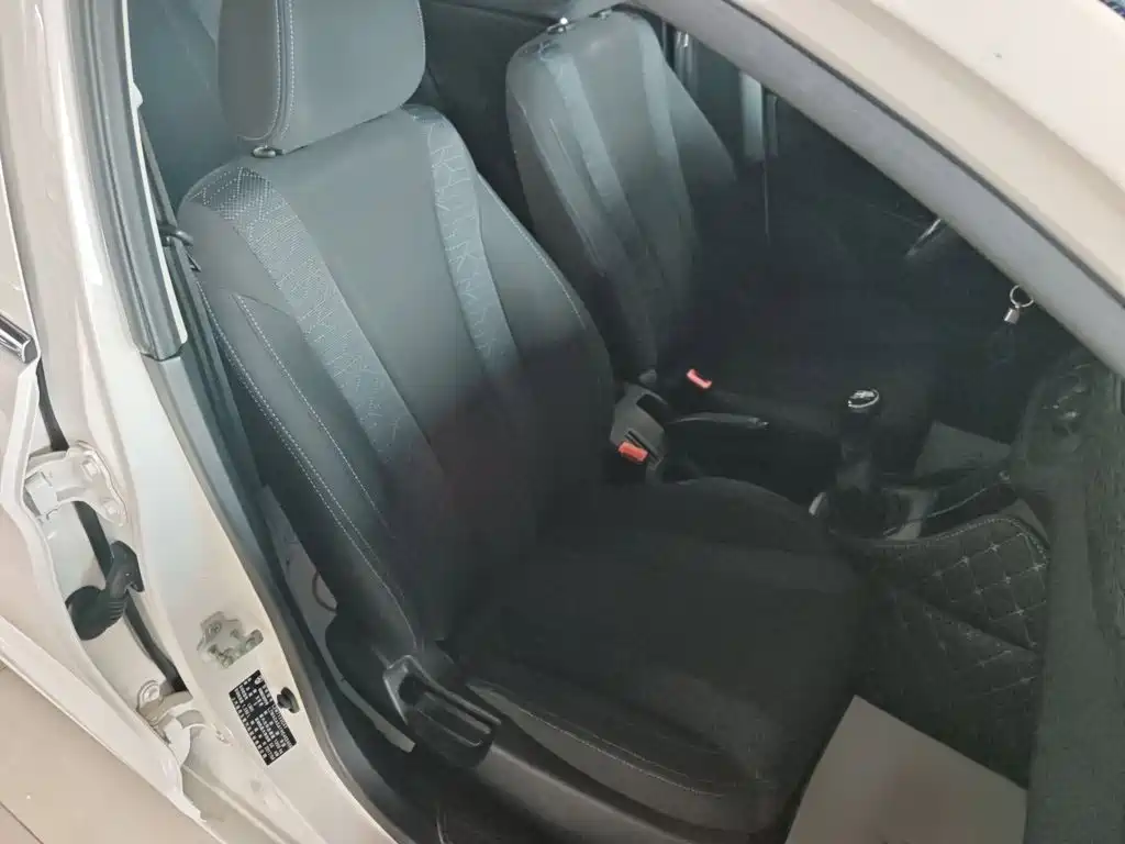Baojun 310 2017 2016 1.2L Manual Comfort Model