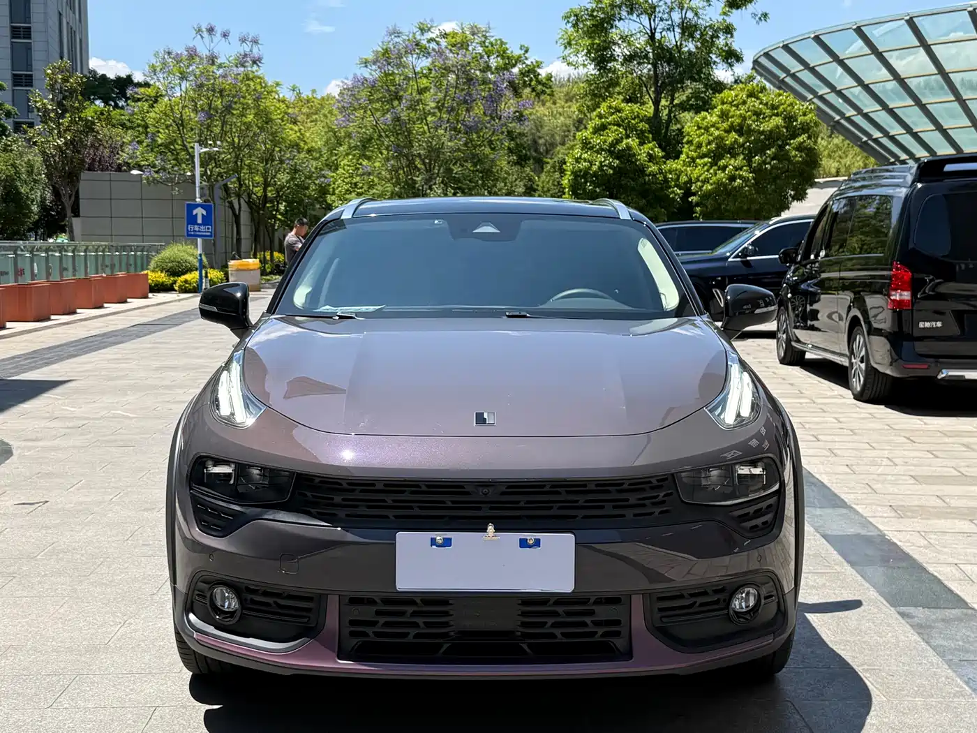 Lynk & Co 02 2020 High Energy Edition 2.0T Auto 2WD Shine Edition фото 2