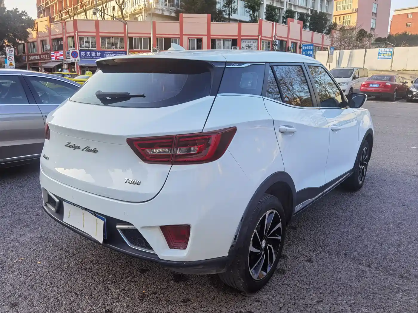 Zotye T300 2018 2017 1.5T CVT Executive