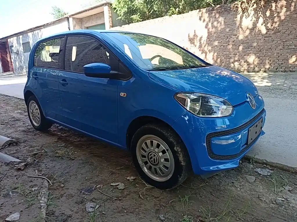 2015 Volkswagen up!