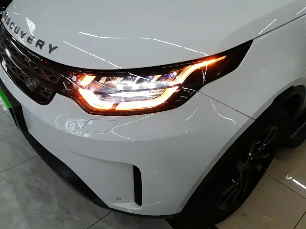Land Rover Discovery 2019 3.0 SC V6 SE фото 24