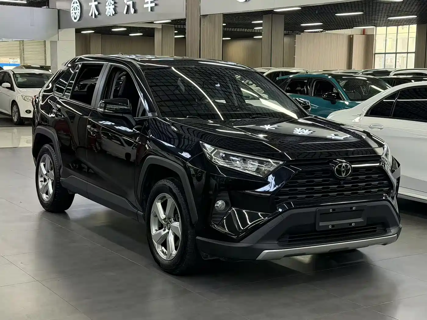 Toyota RAV4 Rongfang 2021 2.0L CVT 2WD Trend PLUS фото 2