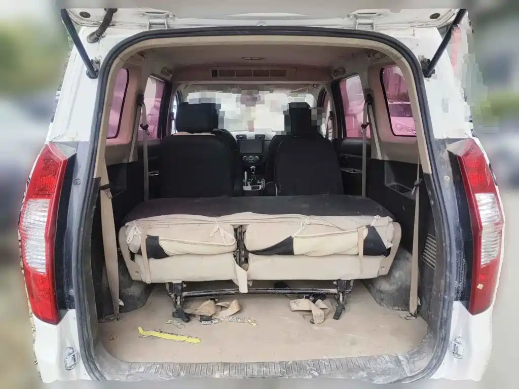 Фото 5 - Wuling Motors Wuling Hongguang