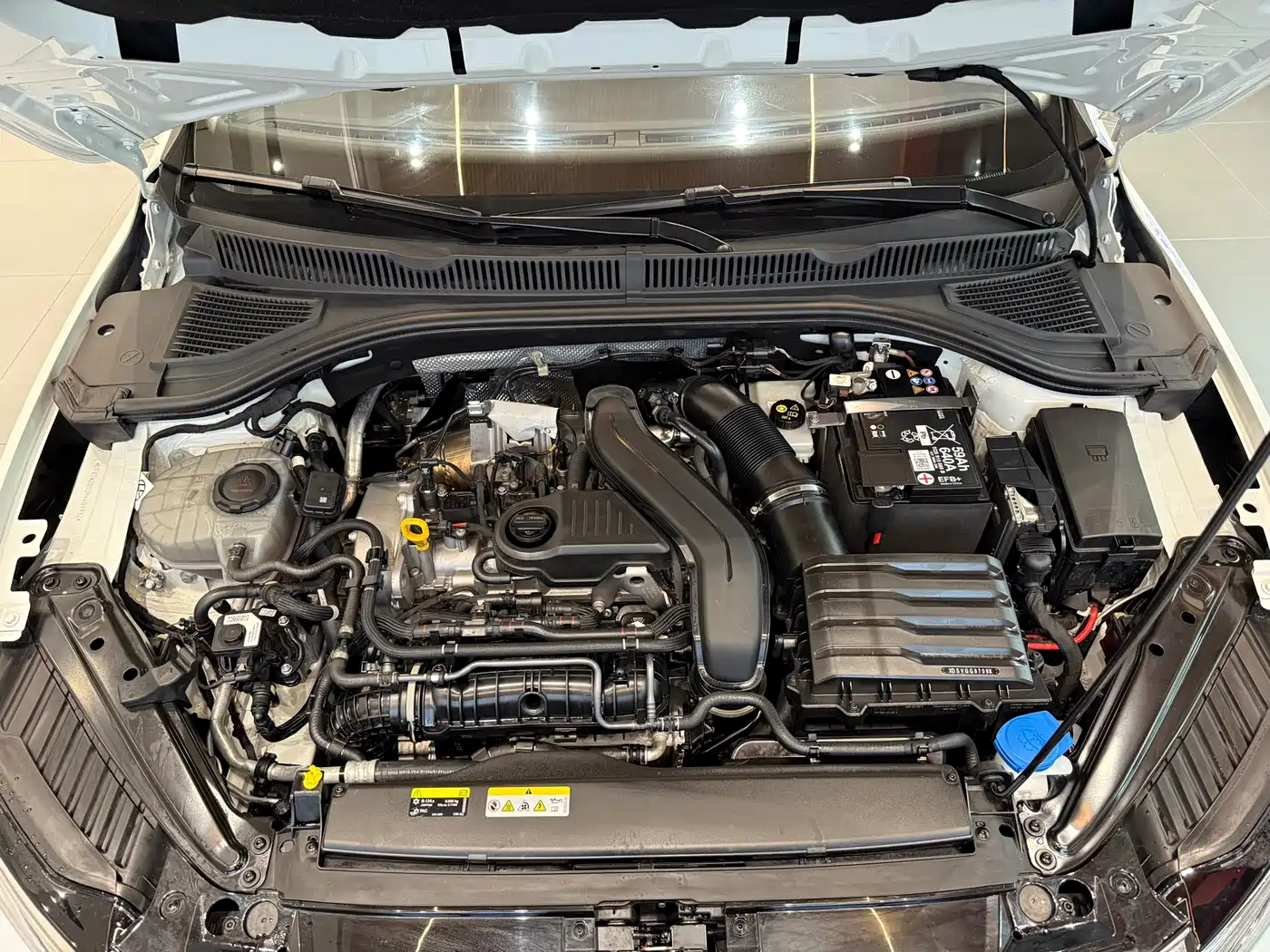 Volkswagen Sagitar 2024 300TSI DSG Surpass Edition фото 15