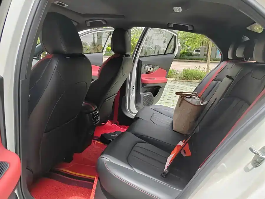 GAC Trumpchi Trumpchi Emkoo 2023 Shadow Leopard H Smart Hybrid фото 9