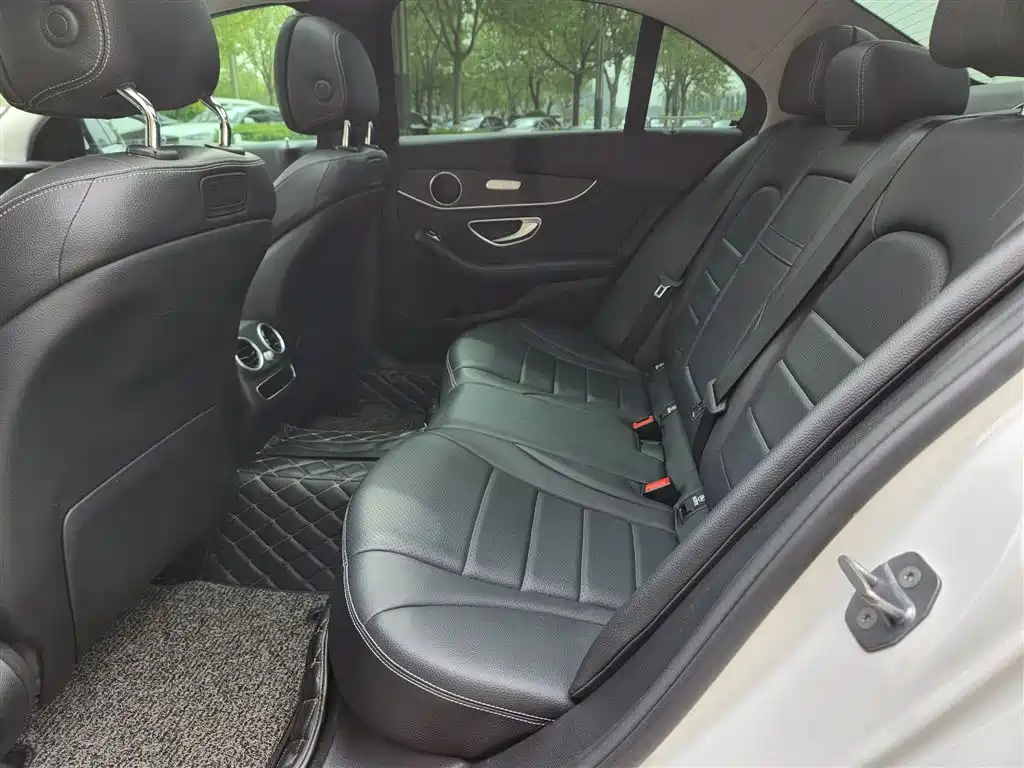 Mercedes-Benz C-Class 2019 C 260 L Sport фото 19