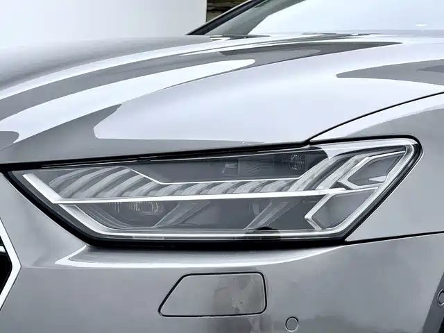 Фото 19 - Audi A7L