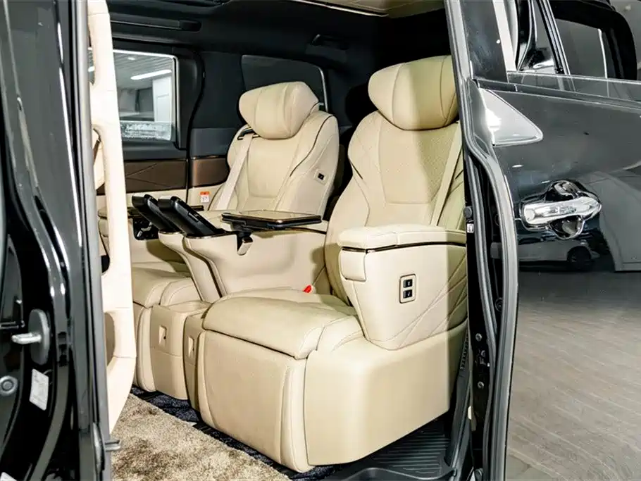 Toyota Alphard 2024 Hybrid 2.5L Ultimate Enjoyment Edition фото 20