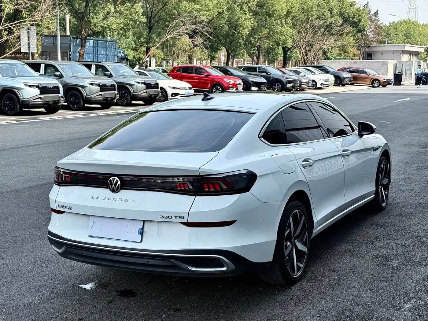 Volkswagen Lamando 2022 Lamando L 280TSI DSG Sporty Edition фото 13