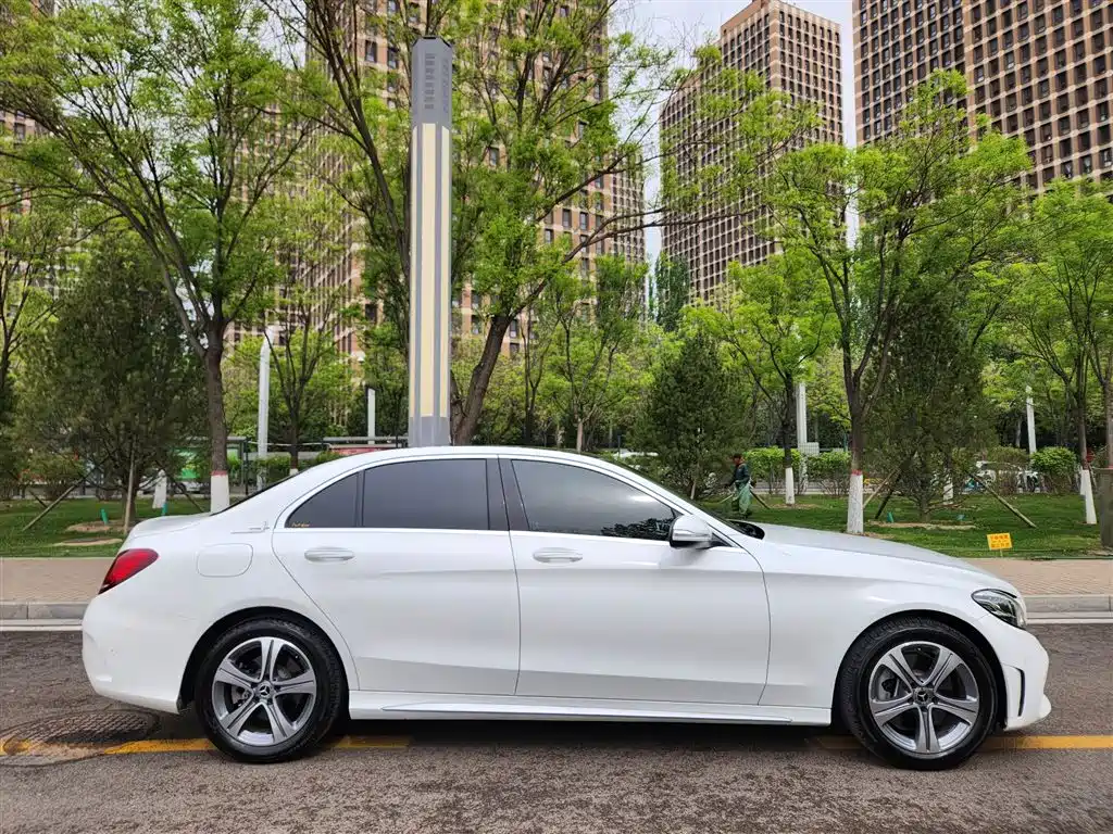 Mercedes-Benz C-Class 2019 C 260 L Sport фото 15