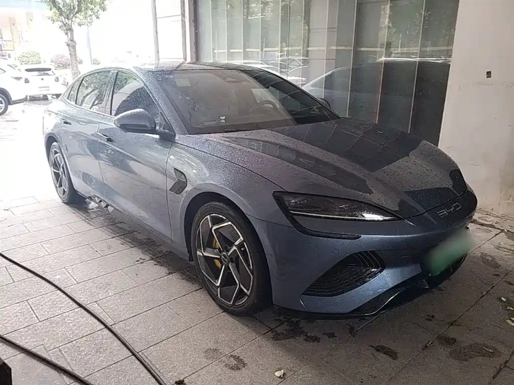 BYD Seal 2022 550km Standard Range RWD Premium фото 4