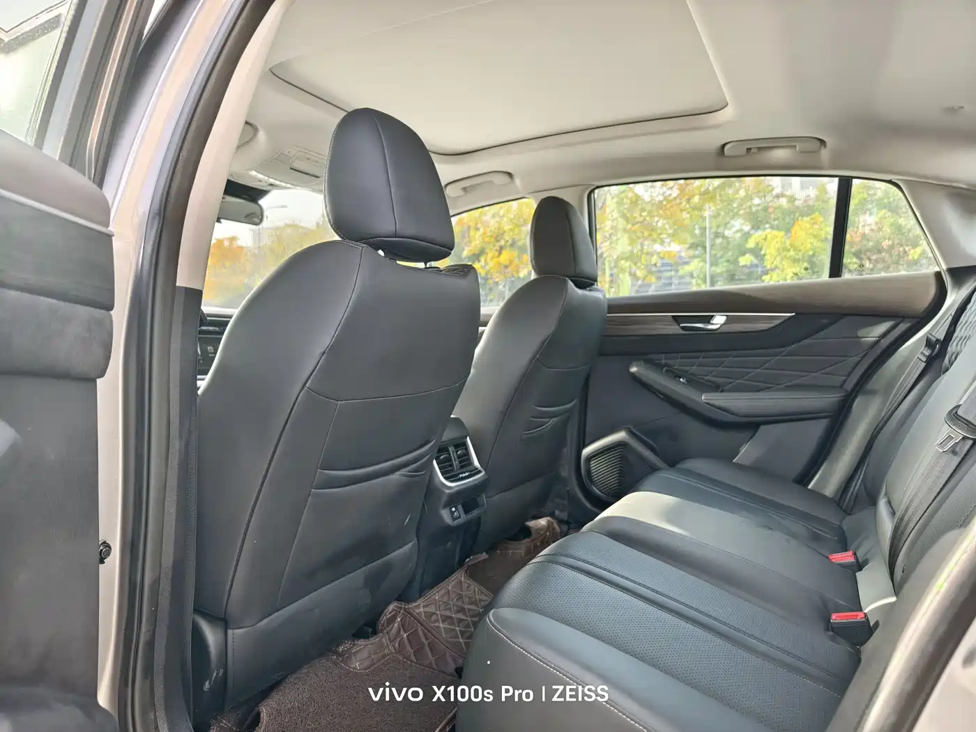Dongfeng Aeolus Yixuan MAX 2022 2021 1.5T Super Cool Dad Edition