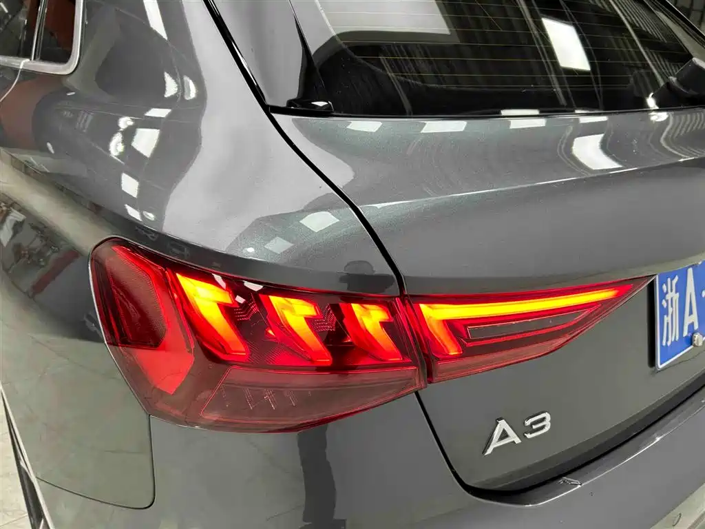 Audi A3 2023 Facelift Sportback 35 TFSI Fashion Sport фото 18