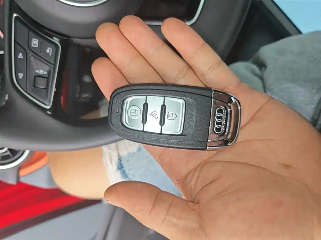 Audi Q2L 2018 35 TFSI Fashion Elegance China V фото 9