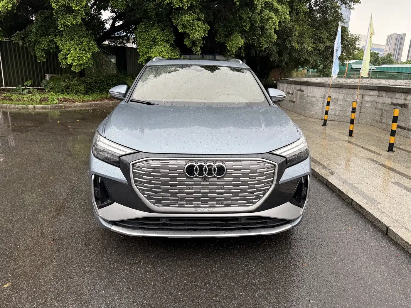 Audi Q4 e-tron 2022 2022 40 e-tron Pioneer Edition