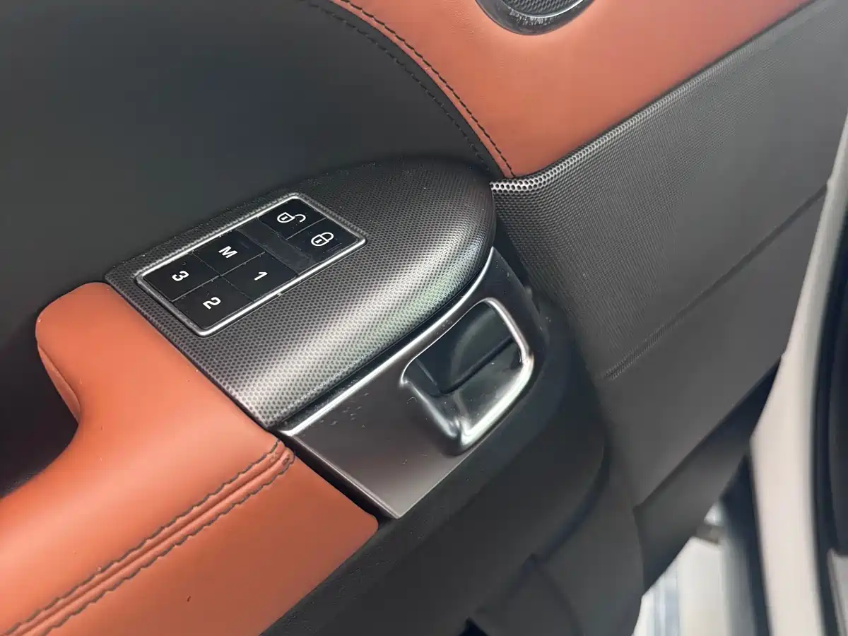 Land Rover Range Rover Sport 2014 3.0 SC V6 HSE DYNAMIC фото 9