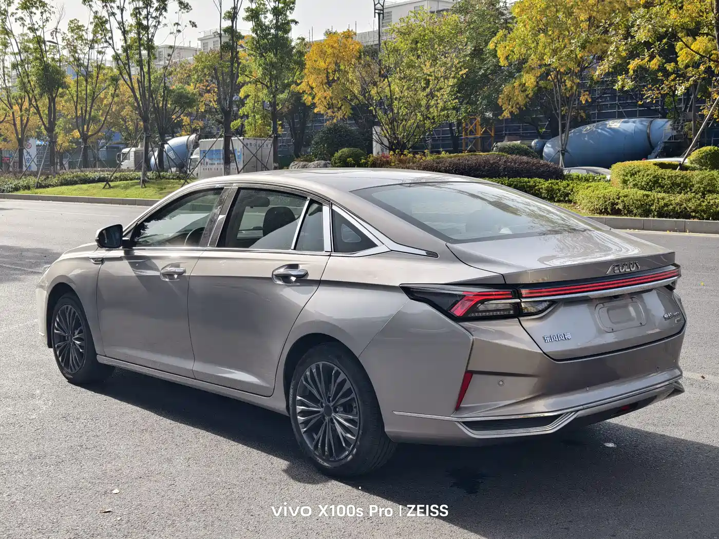 Dongfeng Aeolus Yixuan MAX 2022 2021 1.5T Super Cool Dad Edition