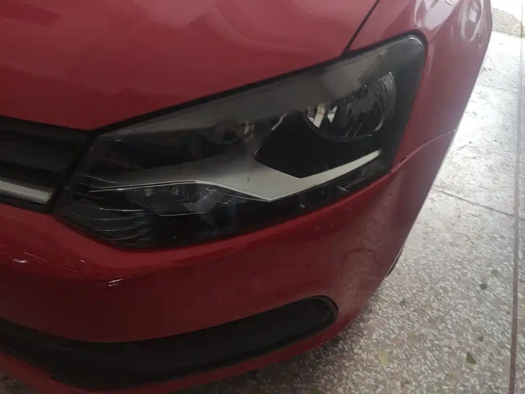 Volkswagen Polo 2016 1.4L Automatic Trend фото 24
