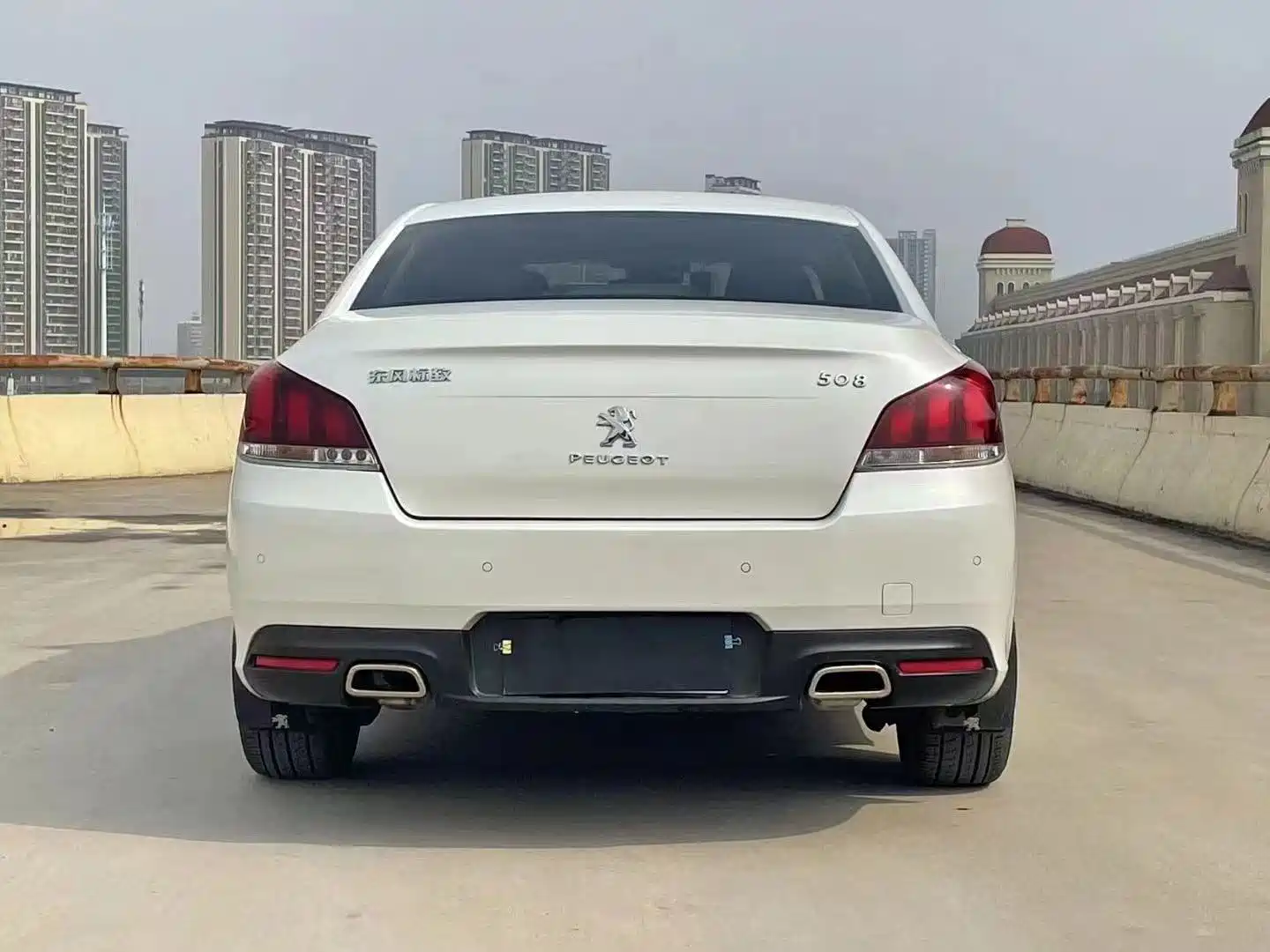 Photo 8 - Peugeot 508