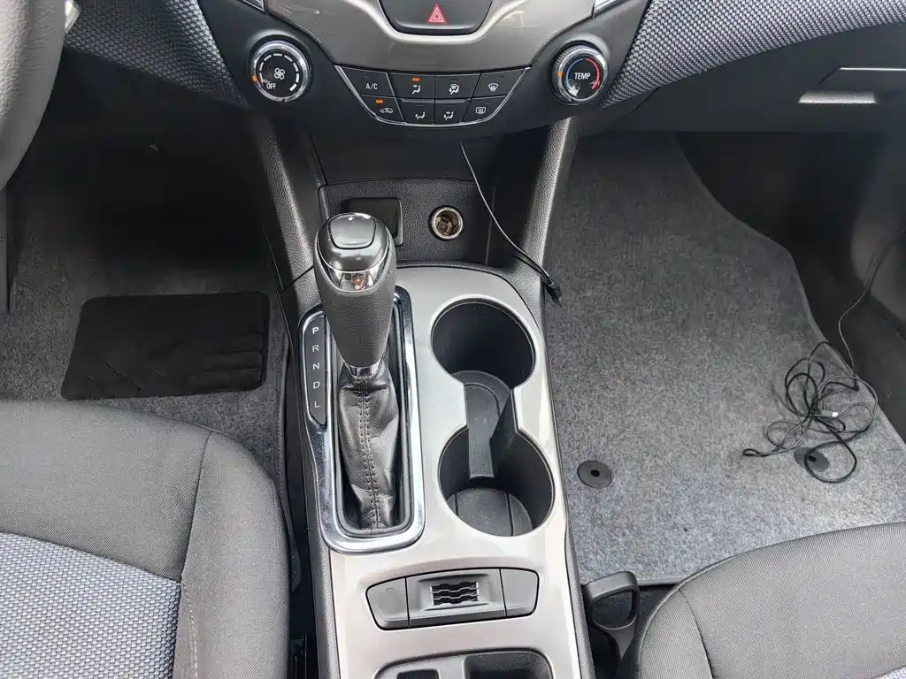 Chevrolet Cruze 2018 2018 320 Automatic Pioneer Sunroof Edition