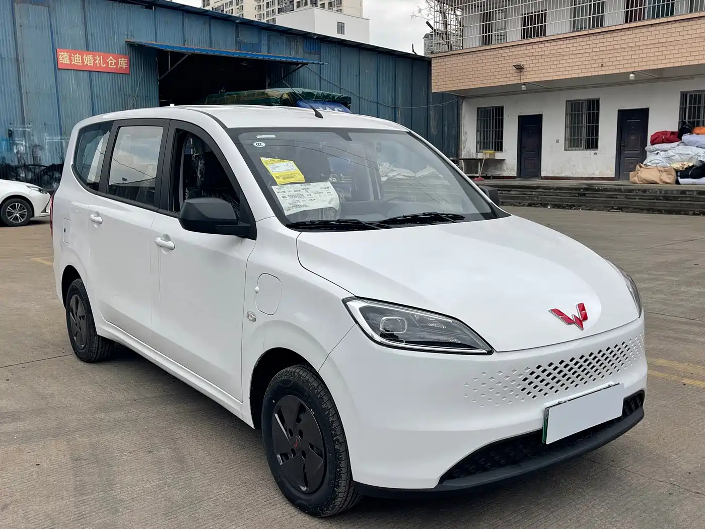 Фото 3 - Wuling Motors Wuling Hongguang New Energy