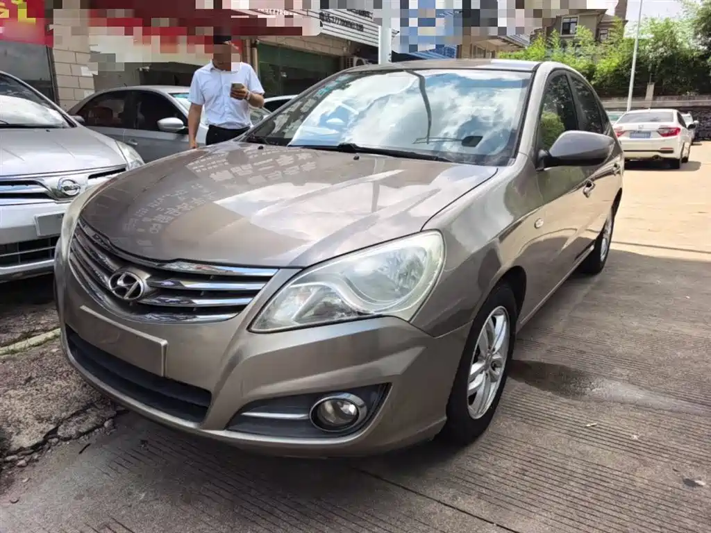 Hyundai Elantra 2015 1.6L Automatic Comfort фото 2