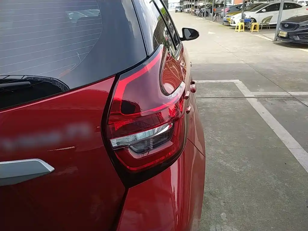 Toyota Vios FS 2021 1.5L CVT Fengchi Edition фото 8