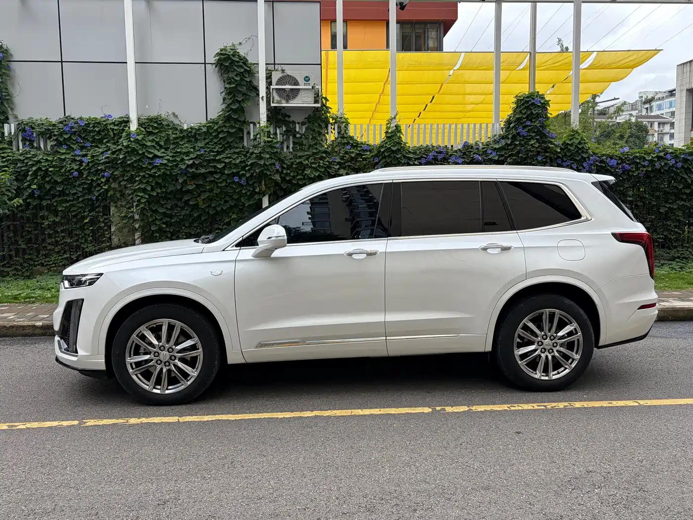 Cadillac XT6 2023 2022 2.0T 6-Seater 4WD Luxury Edition