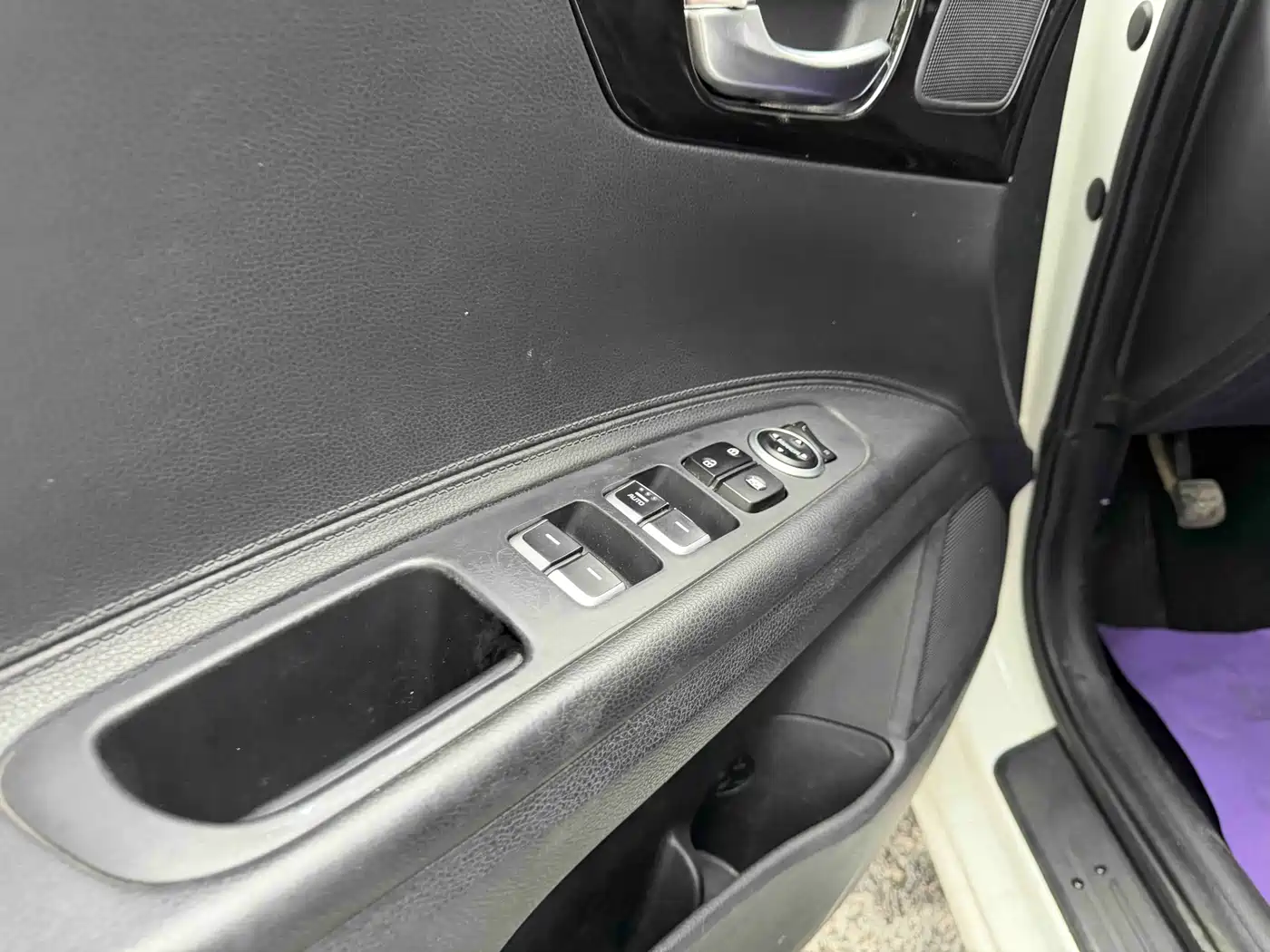Kia K4 2014 1.8L Automatic GLS фото 6