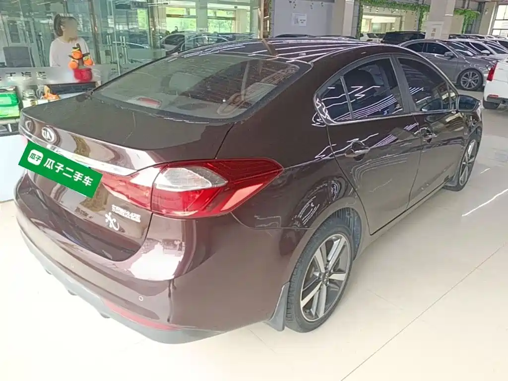KIA K3