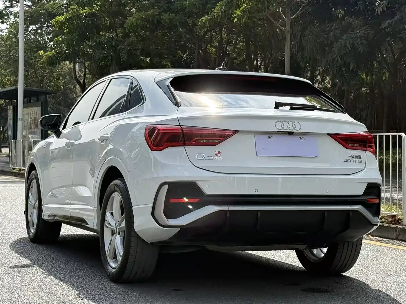 Audi Q3 Sportback 2023 40 TFSI Fashion фото 17