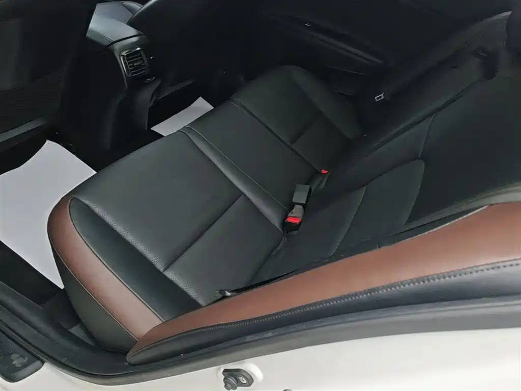 Kia Kaishen 2017 1.8L Automatic GLS фото 17