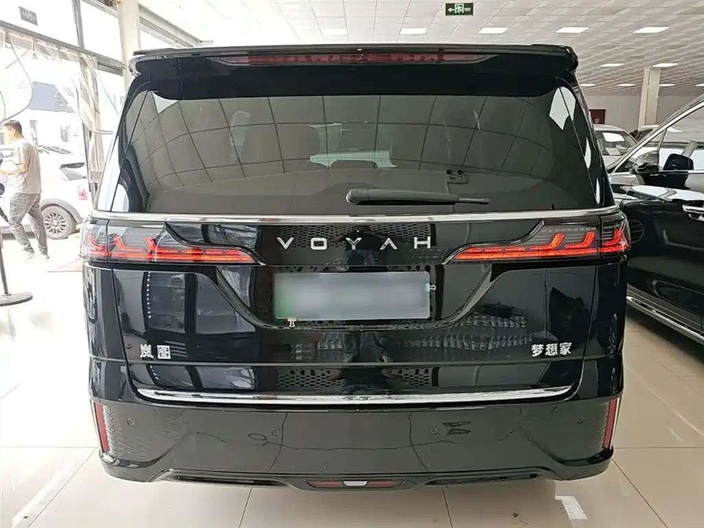 Voyah Auto Voyah Dreamer 2022 Low-carbon Dream+Smart Package фото 6