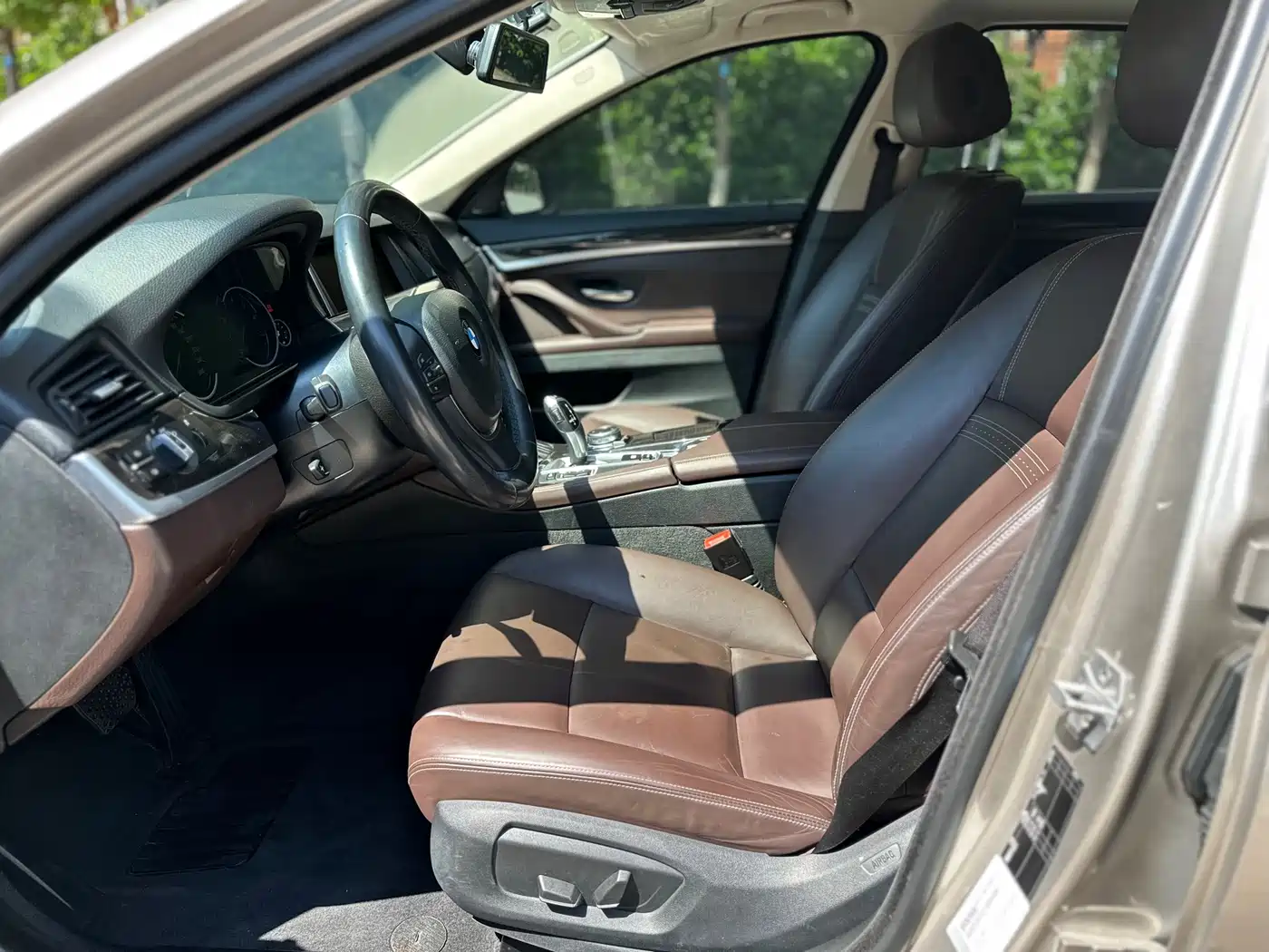 BMW 5 Series 2017 525Li Luxury Design Package фото 8
