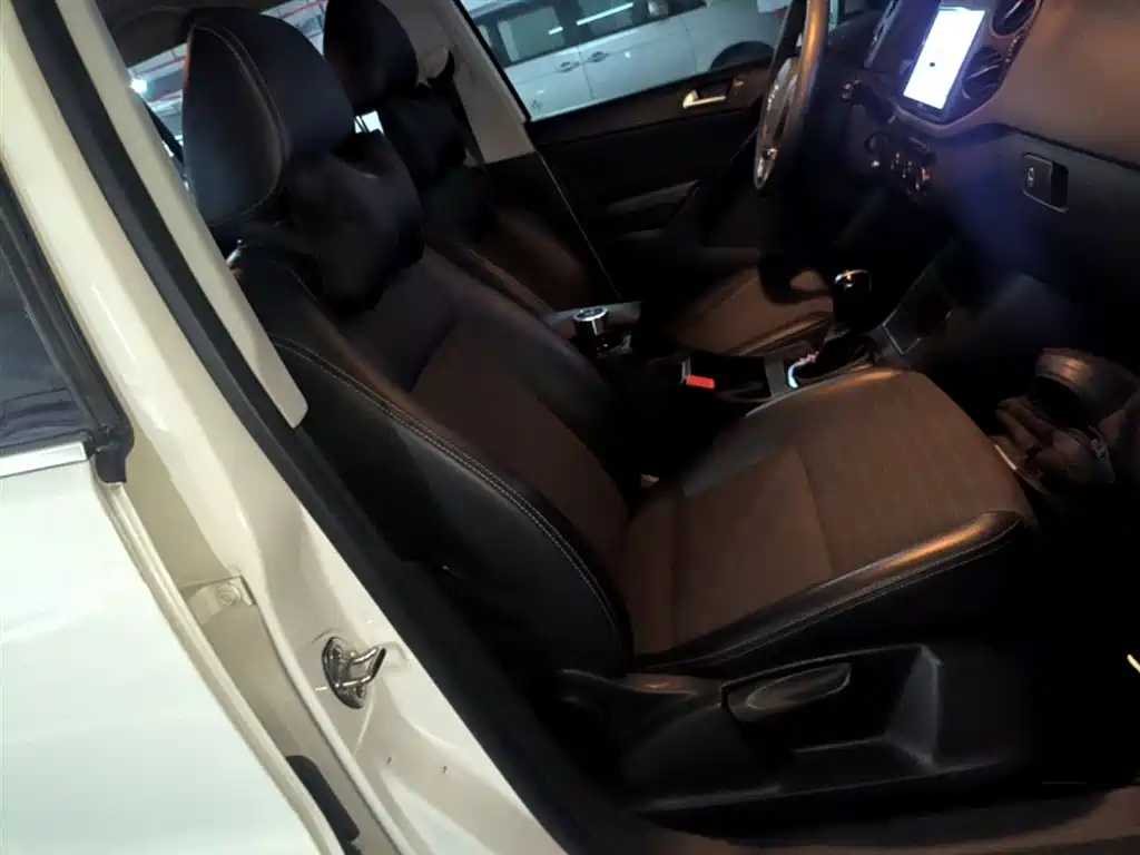 Volkswagen Tiguan 2016 Model 300TSI Automatic 2WD Trend Edition фото 25
