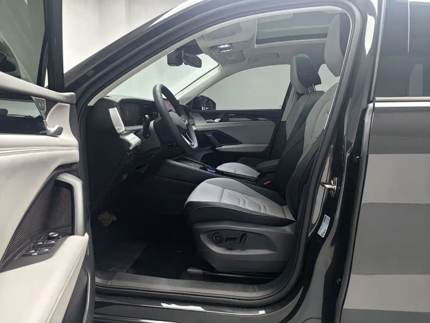 Volkswagen Tayron 2025 2025 Tayron L 330TSI 2WD Elite