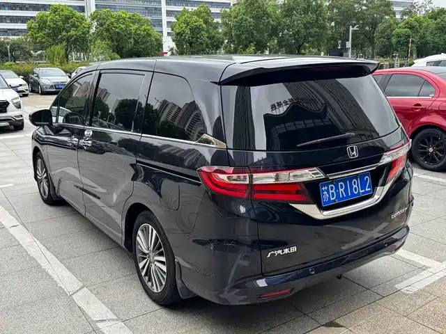 Honda Odyssey 2018 2.4L Smart Enjoy Edition — фото 4
