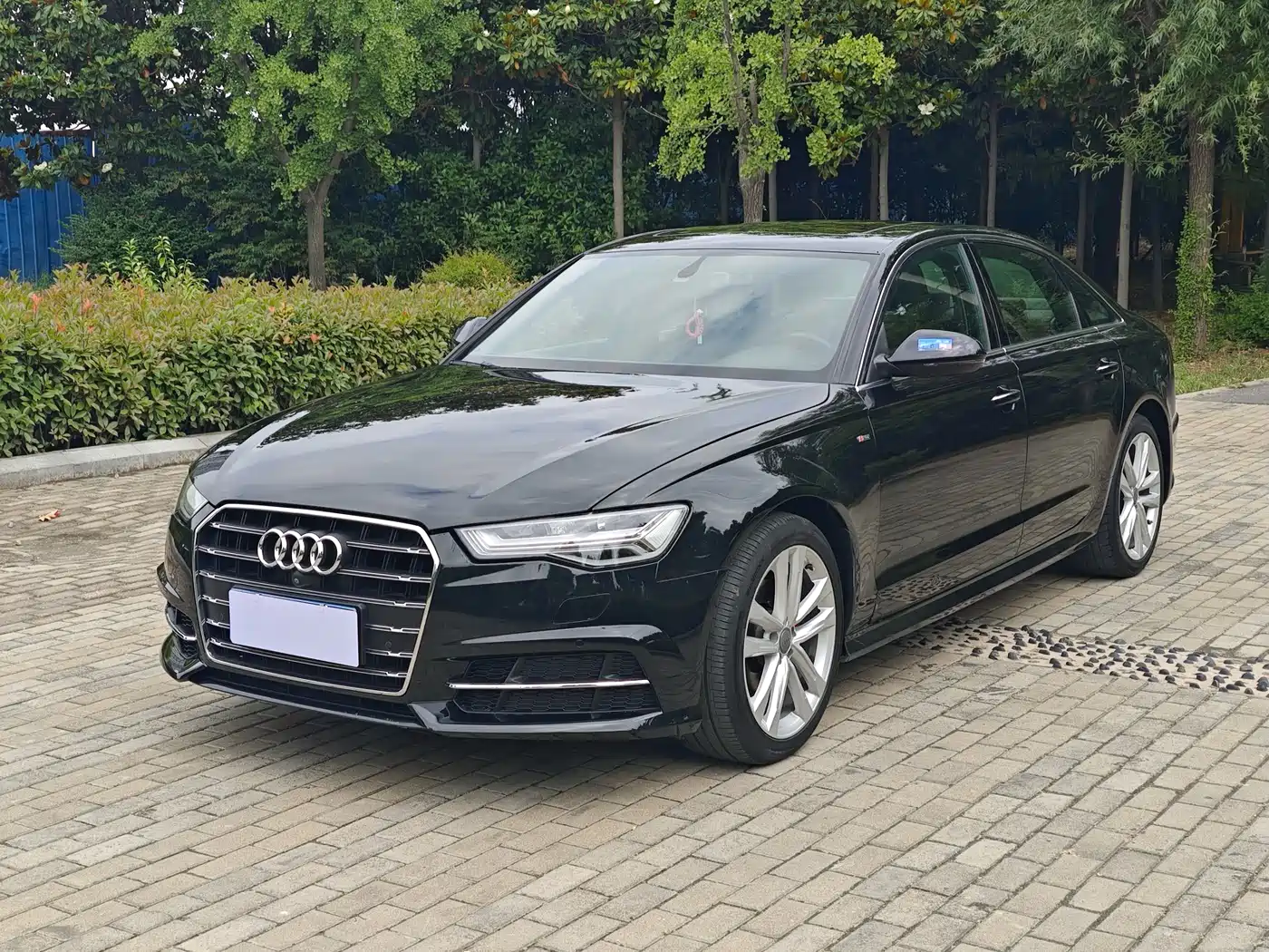 Audi A6L 2018 30th Anniversary 35 TFSI Sport фото 2