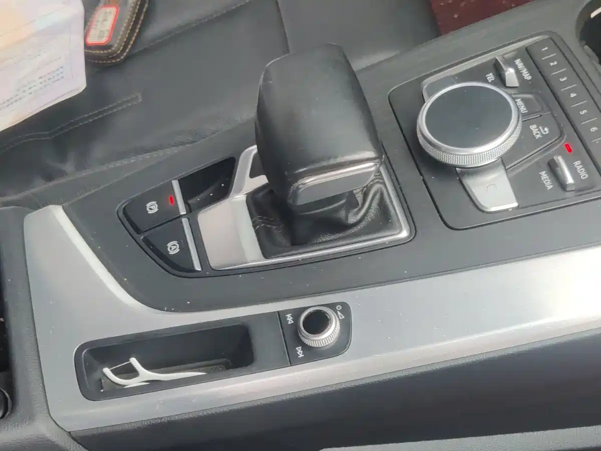 Audi A4L 2019 40 TFSI Fashion (China VI) фото 15