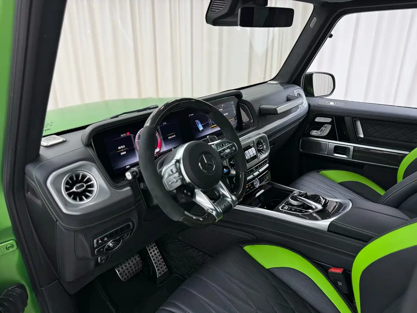 Mercedes-Benz G-Class AMG 2023 AMG G 63 фото 9