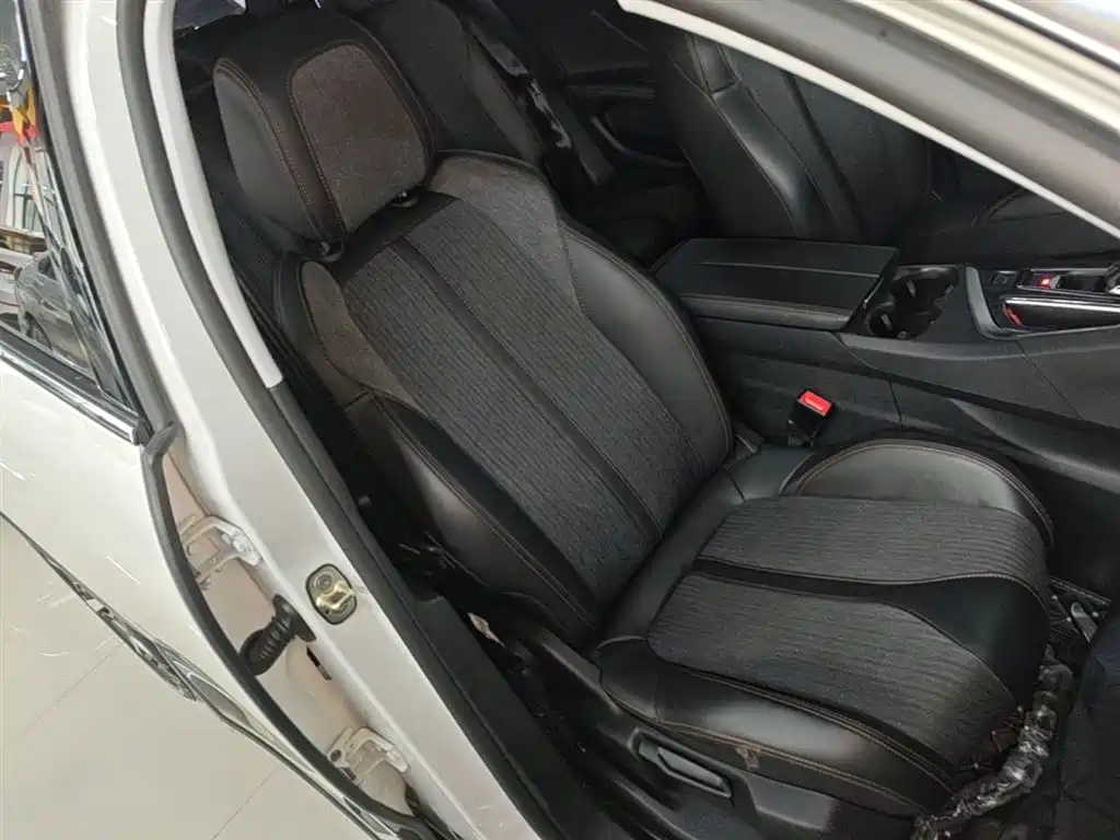 Peugeot 4008 2018 350THP Elite фото 25